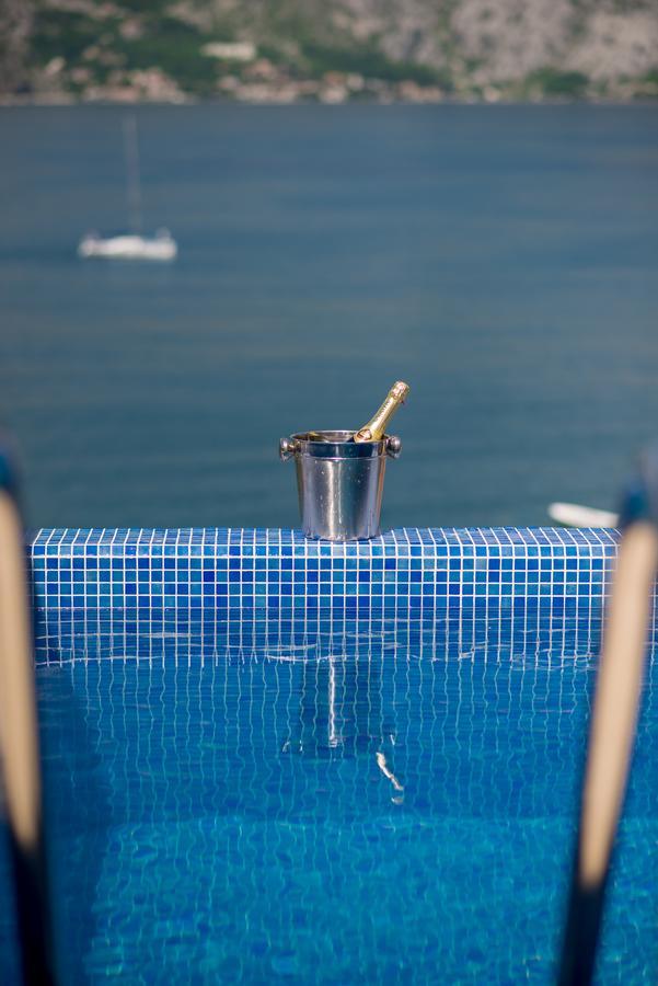 Stoliva Residence With Infinity Pool Kotor Eksteriør bilde